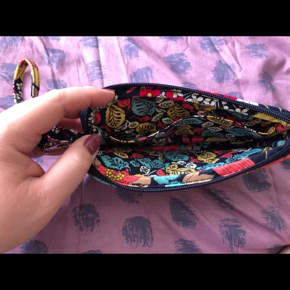 Vera Bradley Wristlet - Happy Snails - Picture 2 of 2